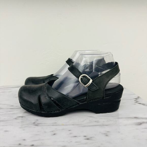 Sanita Black Leather Slip On Slingback Clogs Women’s Size 8 - Picture 1 of 10